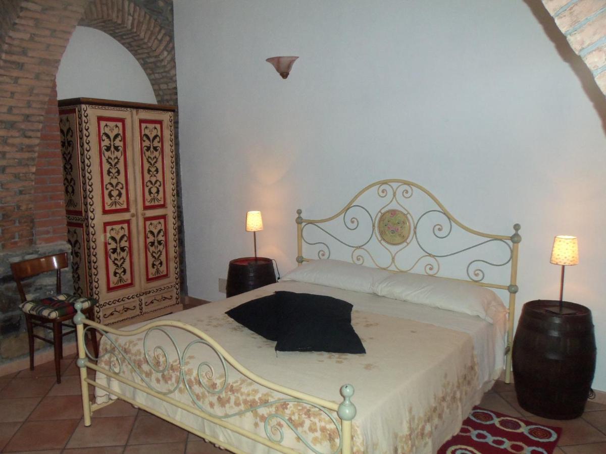 Agriturismo A Veggia Vigna Villa Garlenda Bagian luar foto